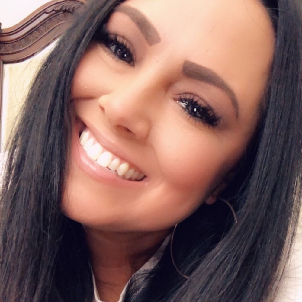 Meet your Posher, Christina